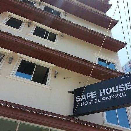 Safe House Hostel Patong Bagian luar foto