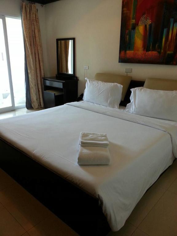 Safe House Hostel Patong Ruang foto